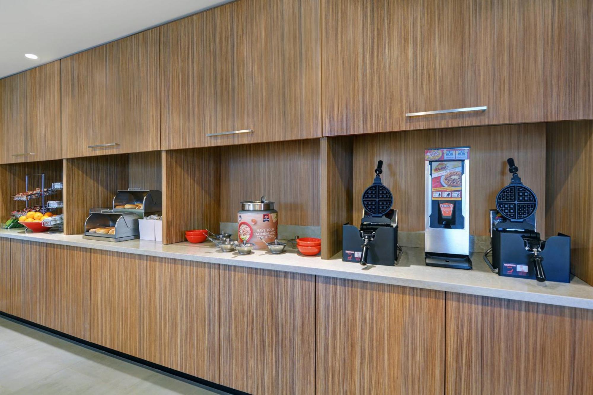 Towneplace Suites By Marriott Indianapolis Downtown Eksteriør billede