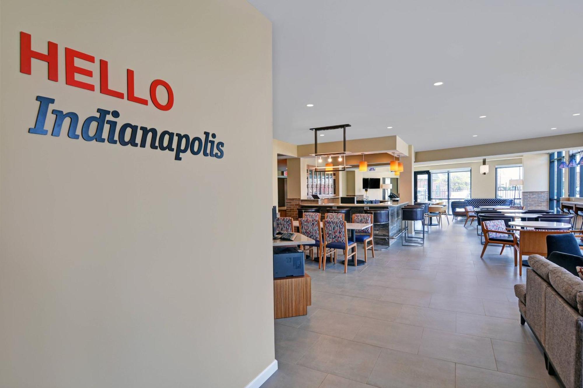 Towneplace Suites By Marriott Indianapolis Downtown Eksteriør billede